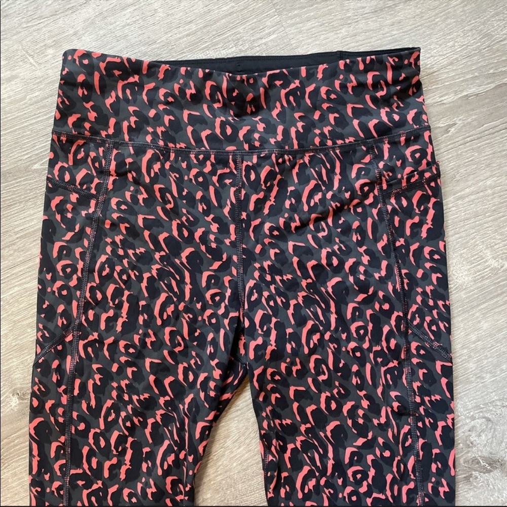 Sweaty Betty 7/8 Leggings with Pockets - Picture 6 of 12